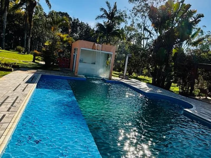 Parte rasa da piscina, para as crianças