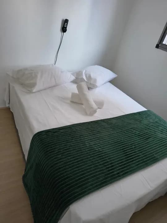 quarto principal com cama de casal